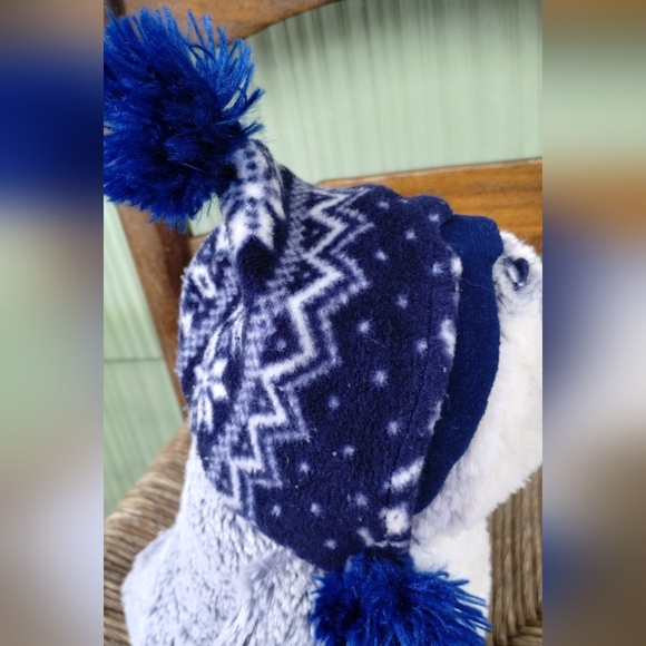 Aurora Pompom 8" Penguin Plush from World (Blue Hat) - Picture 12 of 15